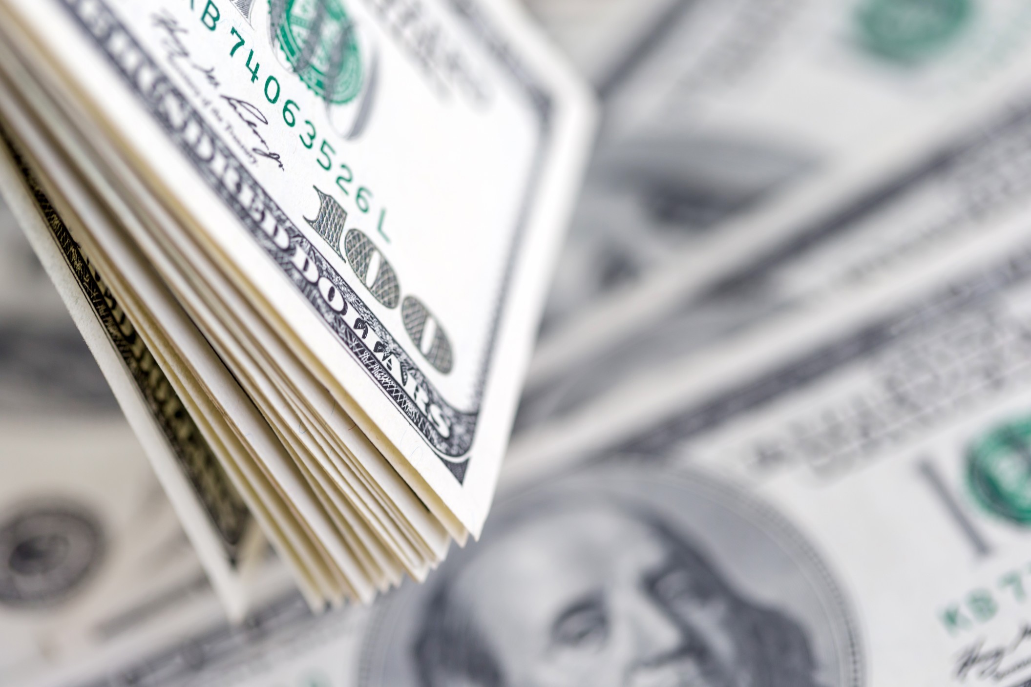 The Allstate Guy Is Worth a Lot More Than You'd Think | GetJerry.com